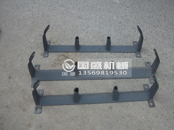 皮带输送机托辊支架规格 皮带输送机托辊支架规格